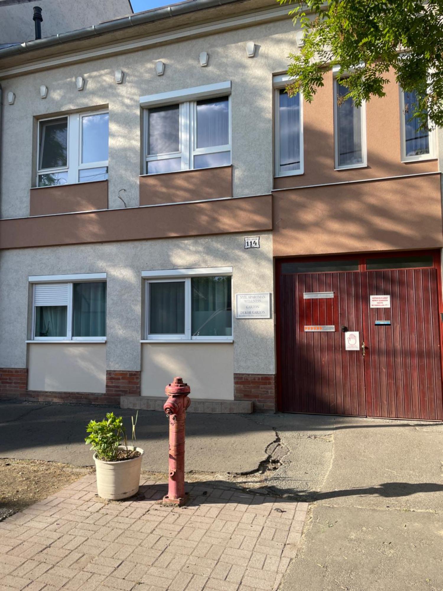Nyíl Apartman wellnes Debrecen Exterior foto